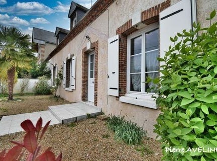 ST DENIS LES PONTS, Centre 28200