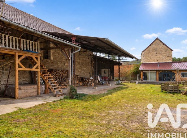 Ancy-le-Franc, Bourgogne-Franche-Comté 89160
