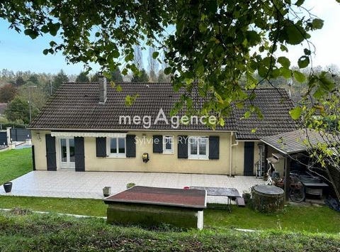 Fontenay-Sur-Loing, Centre 45210
