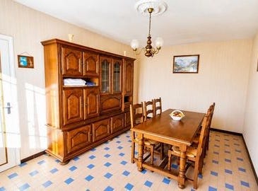 Guecelard, Pays de la Loire 72230