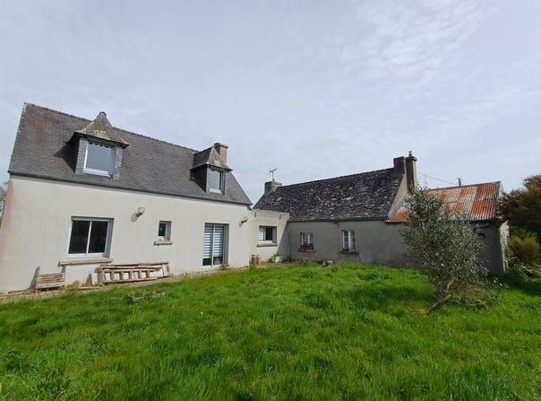Plougasnou, Brittany 29630