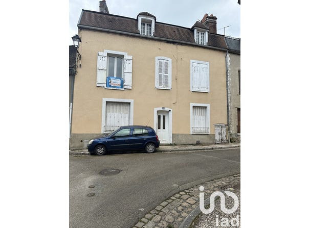 Joigny, Bourgogne-Franche-Comté 89300