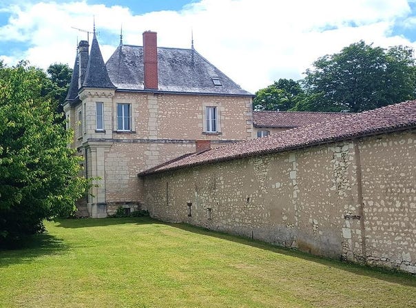 Faye-la-Vineuse, Centre 37120