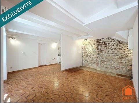 Regusse, Provence-Alpes-Côte d'Azur 83630