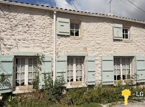 Semussac, Poitou-Charentes 17120