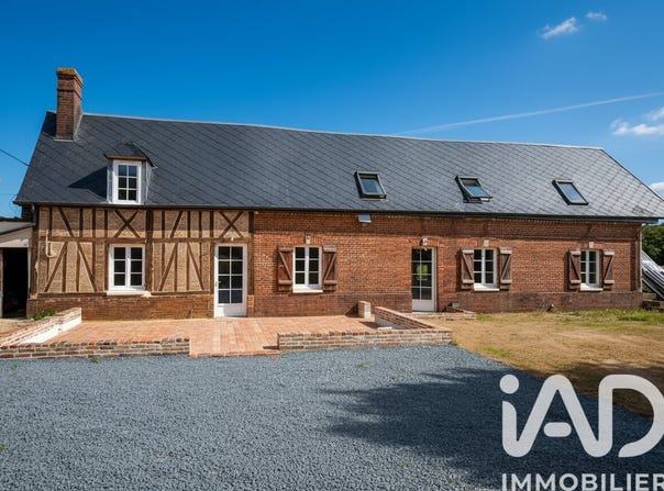 Mesnil-en-Ouche, Normandy 27410
