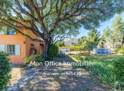 SANARY SUR MER, Provence-Alpes-Côte d'Azur 83110