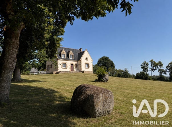 Cléguérec, Brittany 56480