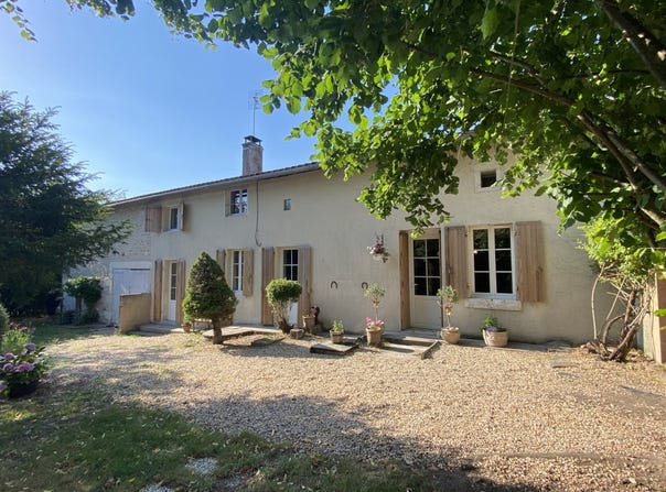 Yviers, Poitou-Charentes 16210