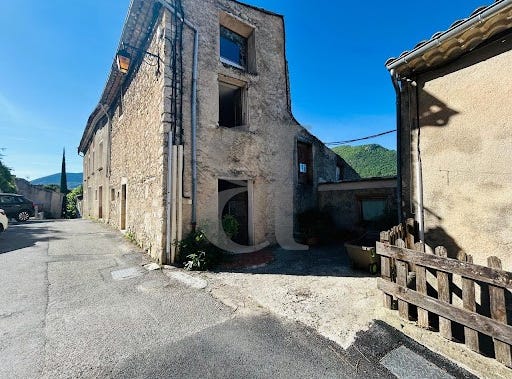 La Roche-sur-le-Buis, Auvergne-Rhône-Alpes 26170