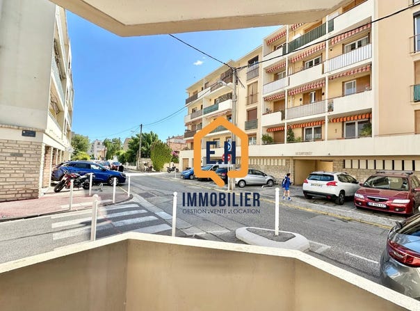 Toulon, Var 83200