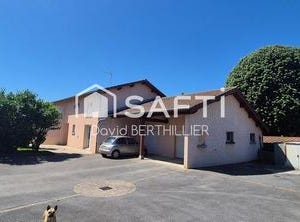 Saint-Denis-Les-Bourg, Rhône-Alpes 01000