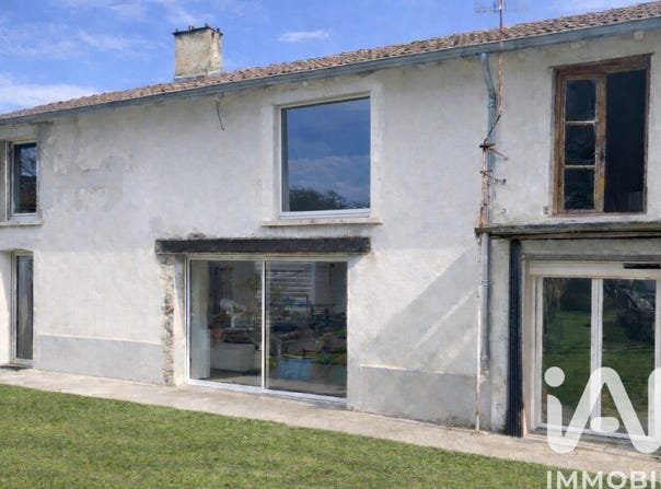 Mizérieux, Auvergne-Rhône-Alpes 42110