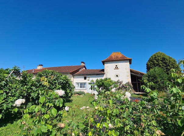Les Essards, Poitou-Charentes 16210