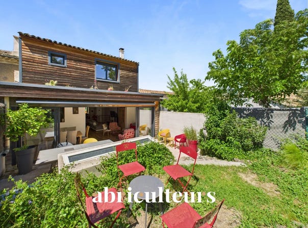 4 Route de Rognes, Lambesc, Provence-Alpes-Côte d'Azur 13410