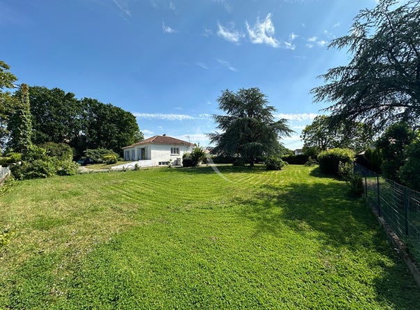 AIZENAY, Pays de la Loire 85190