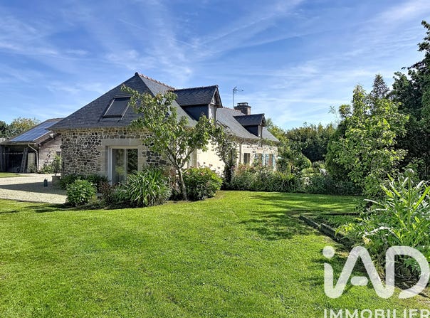 Andel, Brittany 22400