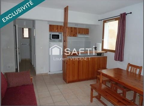 Montbrun-Les-Bains, Rhône-Alpes 26570