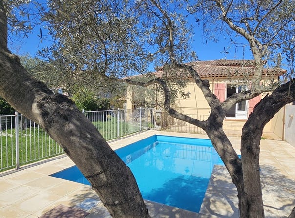 Sarrians, Provence-Alpes-Côte d'Azur 84260