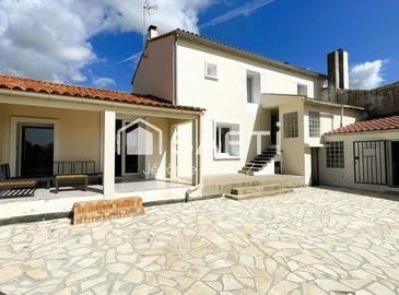 Saint-Michel-En-l'Herm, Pays de la Loire 85580