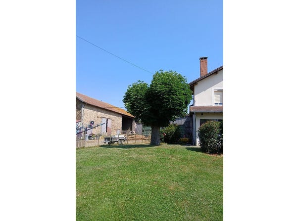 Saint-Laurent-sur-Gorre, Limousin 87310