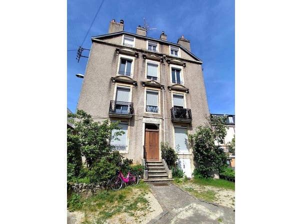 DIJON, Bourgogne-Franche-Comté 21000