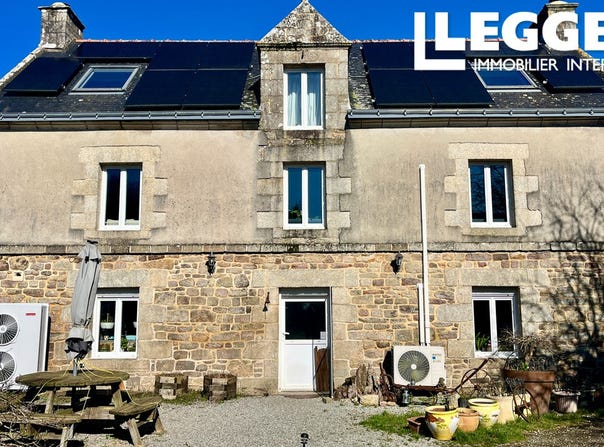 Guern, Brittany 56310