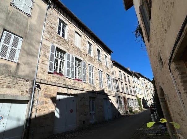 Saint-Léonard-de-Noblat, Limousin 87400