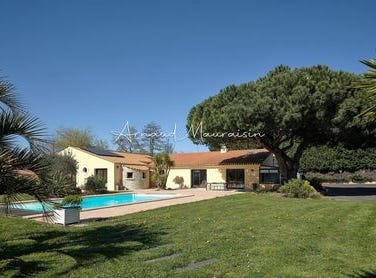 Challans, Pays de la Loire 85300