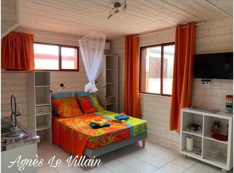 DESHAIES, Limousin 97126