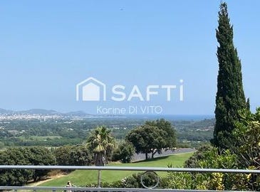 Roquebrune-Sur-Argens, Provence-Alpes-Côte d'Azur 83520