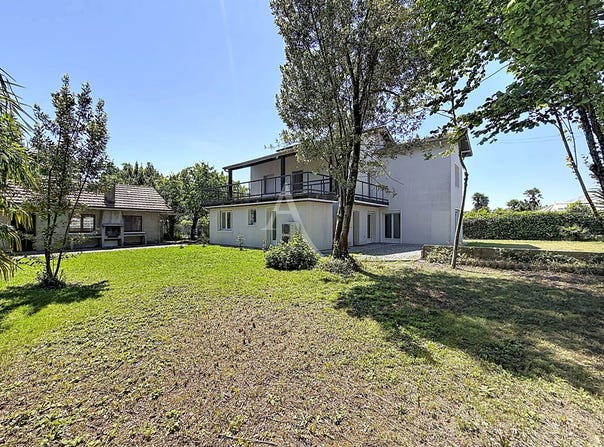 PAU, Nouvelle-Aquitaine 64000