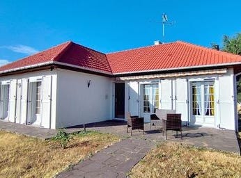 Montlivault, Centre 41350