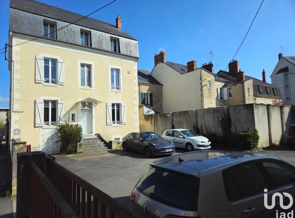 BOURGES, Centre-Val de Loire 18000