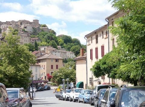 CORDES-SUR-CIEL, Midi-Pyrénées 81170