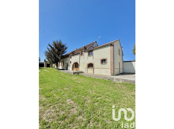 Longueville-sur-Aube, Grand Est 10170