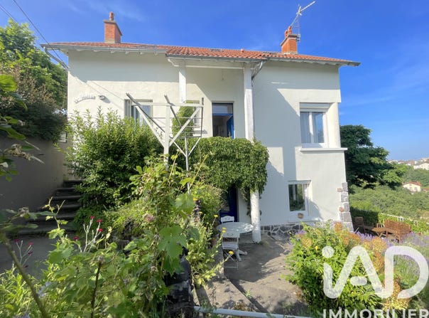 Châtel-Guyon, Auvergne-Rhône-Alpes 63140