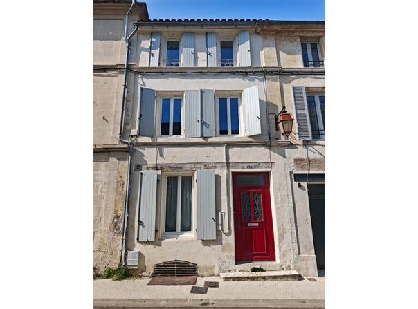 Châteauneuf-sur-Charente, Poitou-Charentes 16120