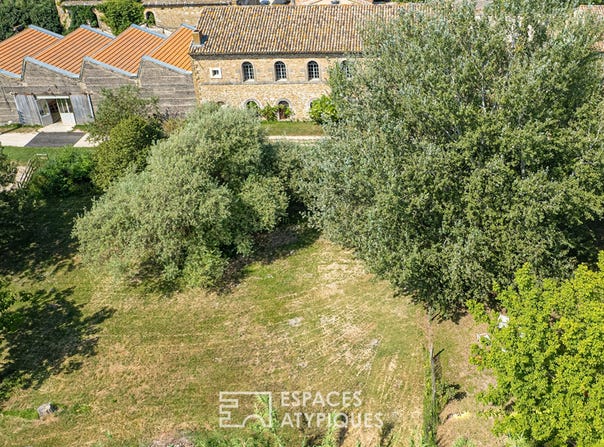 ENTRAIGUES SUR LA SORGUE, Provence-Alpes-Côte d'Azur 84320