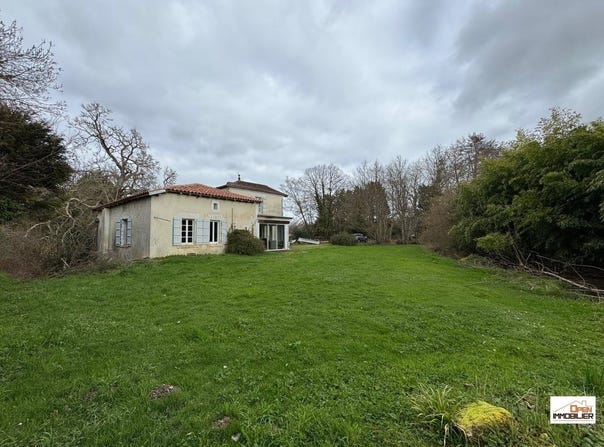 Reignac, Poitou-Charentes 16360