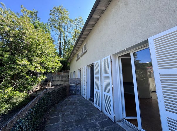 enval, Auvergne-Rhône-Alpes 63530