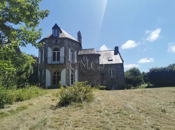 Plestin-les-Grèves, Brittany 22310