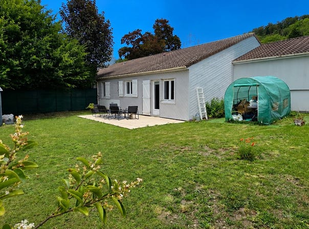 Grand-Couronne, Normandy 76530