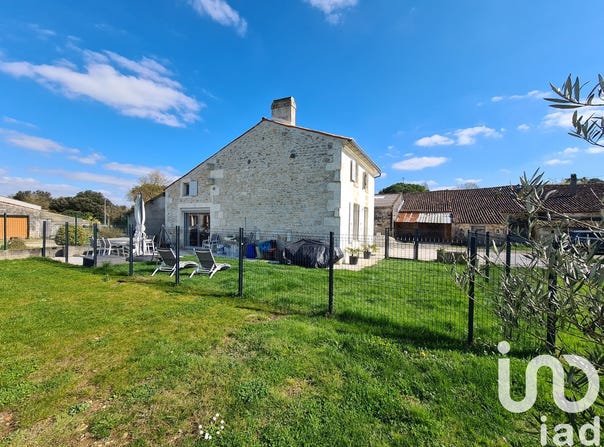 Saint-Porchaire, Nouvelle-Aquitaine 17250