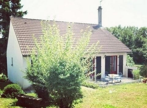 Cours-Les-Barres, Centre 18320
