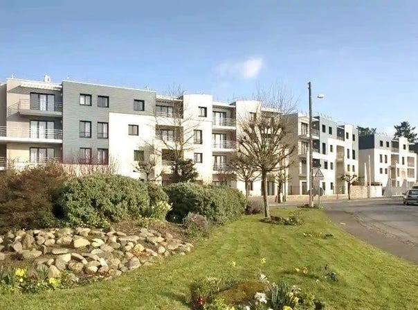 Saint-James, Manche 50240