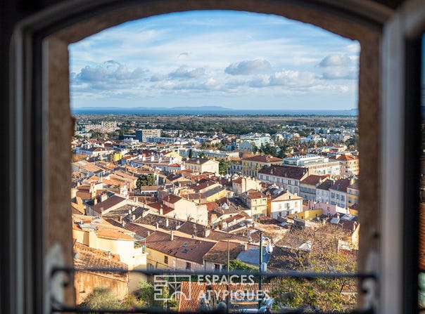 HYERES, Provence-Alpes-Côte d'Azur 83400