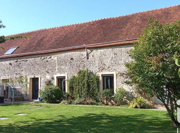 Montmirail, Grand Est 51210