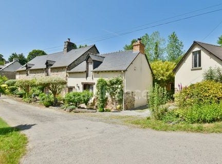 COMBOURG, Bretagne 35270