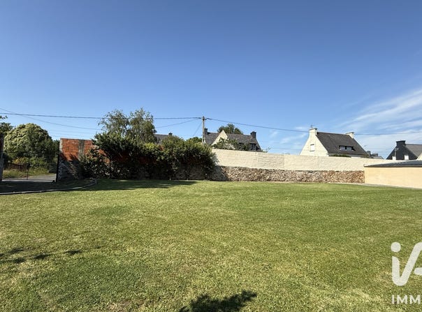 Lannion, Brittany 22300